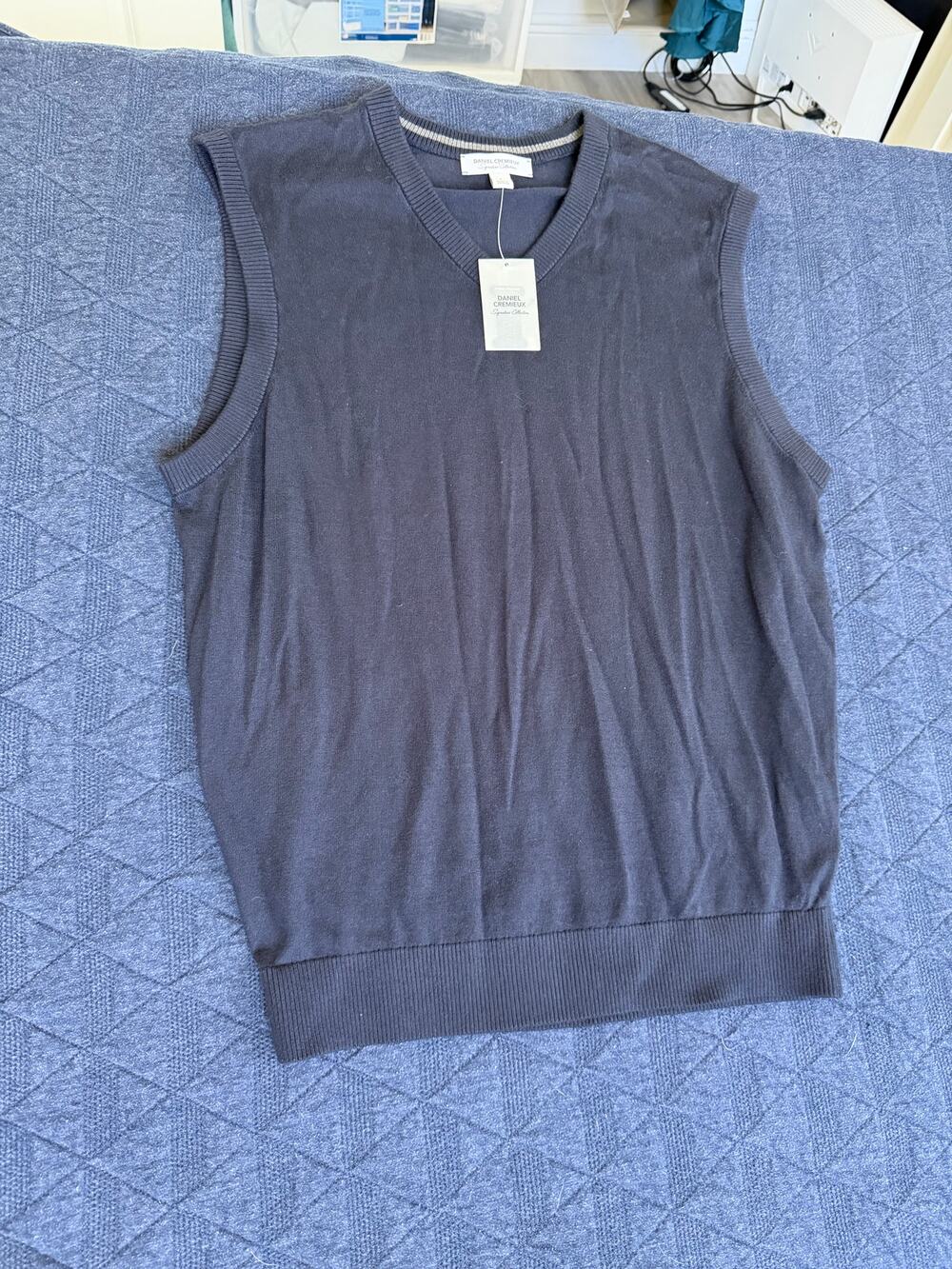 Daniel Cremieux Signature Men's L Navy Supima Cotton Cashmere Sweater Vest